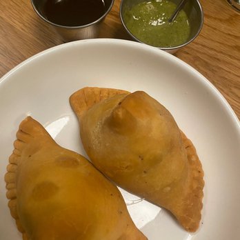 Basant Modern Indian - Veggie samosas - Indian Near Me - Chicago, Illinois Basant Modern Indian - Veggie samosas - Indian Near Me - Chicago, Illinois