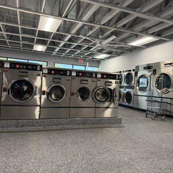 Fresh Laundry & Cafe - Laundromat Near Me - Gainesville, Florida