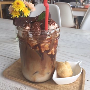 Cafe Maji - Coffee & Tea Near Me - Artesia, California