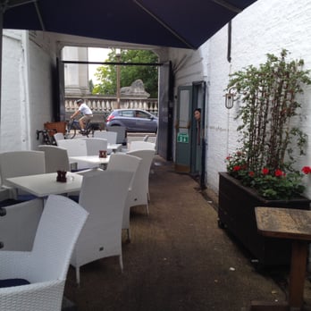 Loch Fyne Restaurant - Outdoor Seating at Loch Fyne - Seafood Near Me - Cambridge, CAM Loch Fyne Restaurant - Outdoor Seating at Loch Fyne - Seafood Near Me - Cambridge, CAM