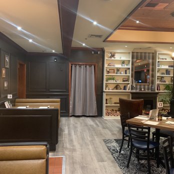 Grille No. 13 - Dining Area - Irish Near Me - Waldorf, Maryland