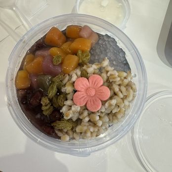 Chewie & Mellow - grass jelly - Desserts Near Me - Irvine, California