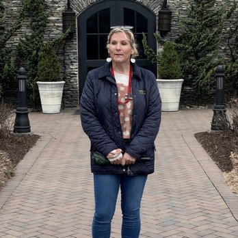 Maker's Mark Distillery - Laura...the best bourbon tours guide I've guide there is! - Tours Near Me - Loretto, Kentucky Maker's Mark Distillery - Laura...the best bourbon tours guide I've guide there is! - Tours Near Me - Loretto, Kentucky