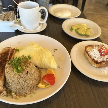 Sweet E's Cafe - Cafes Near Me - Honolulu, Hawaii
