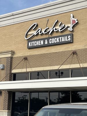 CACHE 42 KITCHEN & COCKTAILS - 41 Photos - 4202 Hacks Cross Rd, Memphis