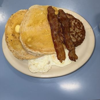 Seneca Towne Restaurant - Big breakfast - Greek Near Me - Buffalo, New York Seneca Towne Restaurant - Big breakfast - Greek Near Me - Buffalo, New York