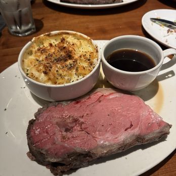 J. Alexander's - Prime Rib - Steakhouses Near Me - Memphis, Tennessee J. Alexander's - Prime Rib - Steakhouses Near Me - Memphis, Tennessee