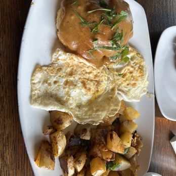 The Hazel Room - Chive biscuits and Biscuit and Red-Eye Gravy - Breakfast & Brunch Near Me - Portland, Oregon The Hazel Room - Chive biscuits and Biscuit and Red-Eye Gravy - Breakfast & Brunch Near Me - Portland, Oregon