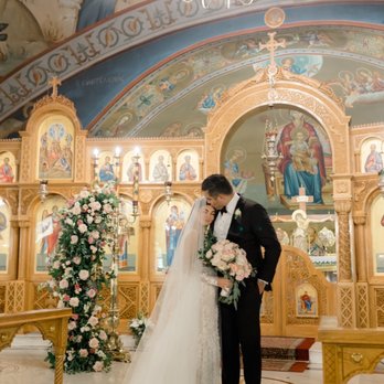 Flowers by Manny - Wedding ceremony - Florists Near Me - Hempstead, New York Flowers by Manny - Wedding ceremony - Florists Near Me - Hempstead, New York