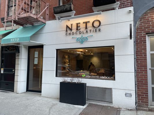 NETO Chocolatier by null