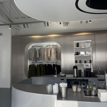 BIGFACE - inside - Cafes Near Me - Miami, Florida