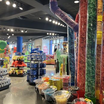 IT'SUGAR - Candy - Candy Stores Near Me - Honolulu, Hawaii IT'SUGAR - Candy - Candy Stores Near Me - Honolulu, Hawaii