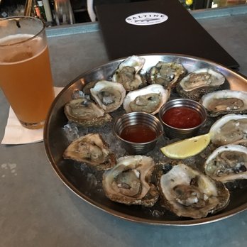 Saltine - 50 cent oysters for happy hour - Seafood Near Me - Norfolk, Virginia Saltine - 50 cent oysters for happy hour - Seafood Near Me - Norfolk, Virginia