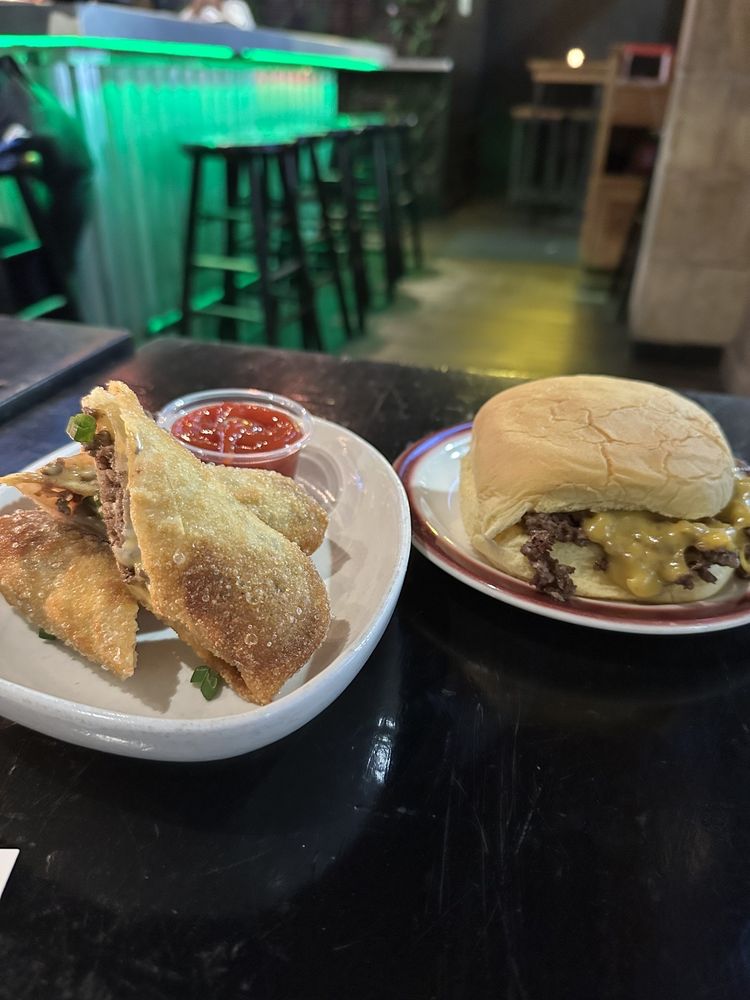 DBG Updated November 2024 19 Photos & 13 Reviews 1311 Sansom St