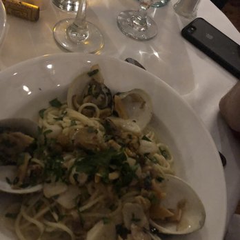 Romeo's - Linguine with clams - Italian Near Me - Jackson Heights, New York Romeo's - Linguine with clams - Italian Near Me - Jackson Heights, New York
