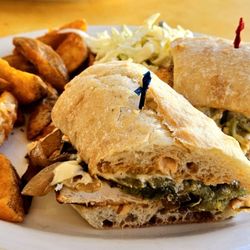 San Francisco St Bar & Grill