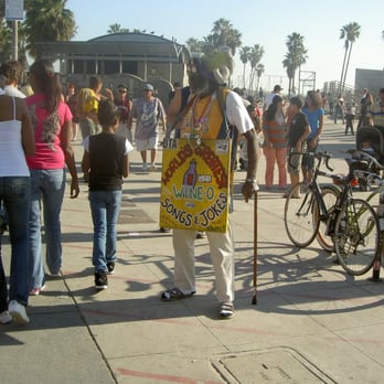 Venice Beach Boardwalk - Jingle Bells, Jingle Bells, help me get drunk - Beaches Near Me - Venice, California Venice Beach Boardwalk - Jingle Bells, Jingle Bells, help me get drunk - Beaches Near Me - Venice, California