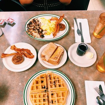 Pete's Cafe - Southern Near Me - Farmers Branch, Texas Pete's Cafe - Southern Near Me - Farmers Branch, Texas