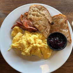 Lincoln Street Bakery - The standard. 10/10