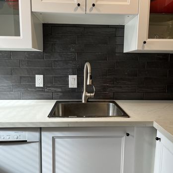 Dayla Soul Tile Installation - Backsplash detail - Tiling Near Me Dayla Soul Tile Installation - Backsplash detail - Tiling Near Me