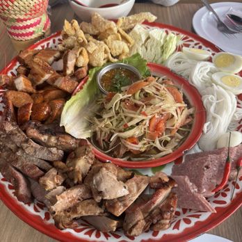 Spicy Joi - Ultimate Bomb Platter - Sandwiches Near Me - Concord, California Spicy Joi - Ultimate Bomb Platter - Sandwiches Near Me - Concord, California