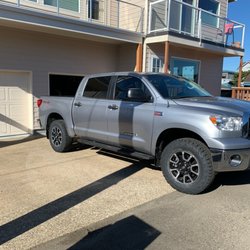 Les Schwab Tire Center