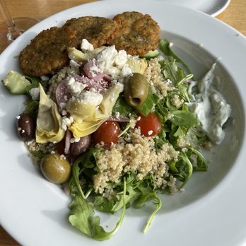 Evviva Trattoria - Mediterranean Salad - Fantastic! - Pizza Near Me - Wrentham, Massachusetts
