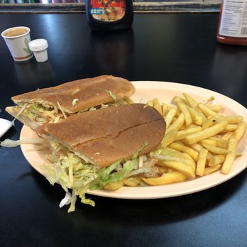 Playa Cafe - Chicken sandwich - Cuban Near Me - Miami Beach, Florida Playa Cafe - Chicken sandwich - Cuban Near Me - Miami Beach, Florida