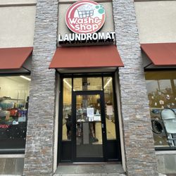 Wash & Shop Laundromat - Storefront