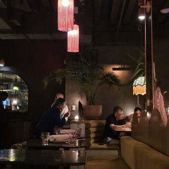 La' Shukran - Dining area - Middle Eastern Near Me - Washington, DC, District of Columbia