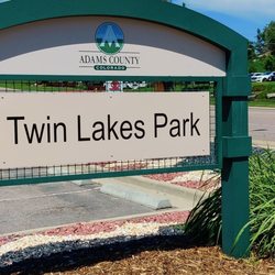 Twin Lakes Park - Park sign