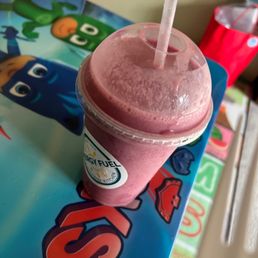 Strawberry with coconut milk a small