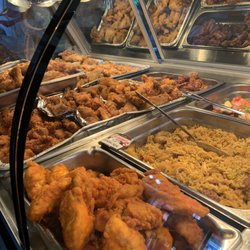 3 Roads Deli - More hot food display. Definitely trying the wings next time I go, they looked delicious