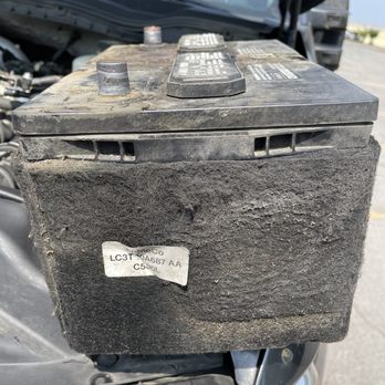 BILL FICK FORD - Updated July 2025 - 19 Photos & 33 Reviews - 737 N Fwy