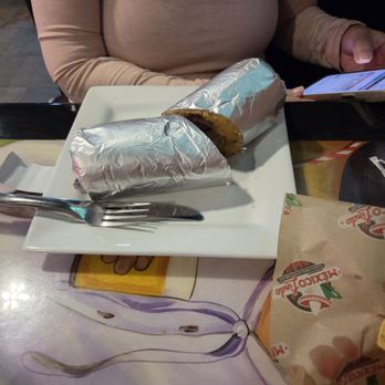 Mexico Lindo Restaurant & Cantina - Carnitas burrito - Bars Near Me - Oregon, Ohio Mexico Lindo Restaurant & Cantina - Carnitas burrito - Bars Near Me - Oregon, Ohio