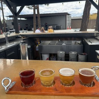260 Brewery & Distillery - Beer flight - Breweries Near Me - Overgaard, Arizona 260 Brewery & Distillery - Beer flight - Breweries Near Me - Overgaard, Arizona