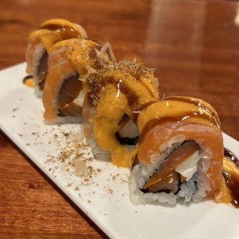 Japan House - Salmon Lover Roll - Sushi Bars Near Me - Irving, Texas Japan House - Salmon Lover Roll - Sushi Bars Near Me - Irving, Texas