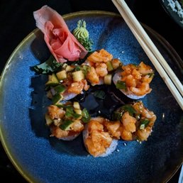 Helen of Troy Specialty Roll Helen of Troy Specialty Roll