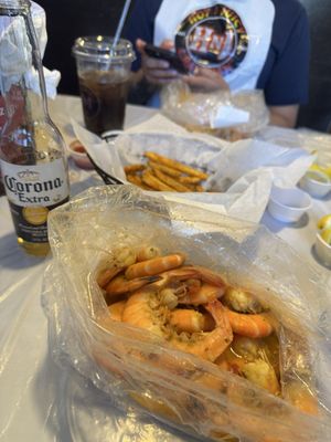 Hot N Juicy Crawfish by null