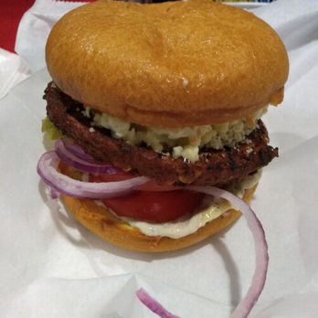 Burger Bar - The Black Bean Burger, To my vegetarian people out there !! My right order that finally came. - Burgers Near Me - Johnson City, Tennessee