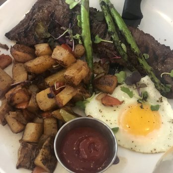 Fumo - Steak and eggs - Pizza Near Me - New York, New York