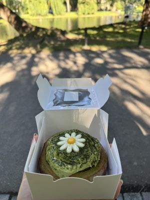 Lakon Paris Patisserie by null