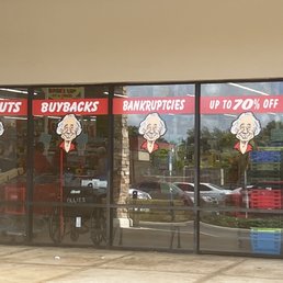 Exterior outside entrance of Ollie's Bargain Outlet - Delray Beach, Florida Exterior outside entrance of Ollie's Bargain Outlet - Delray Beach, Florida