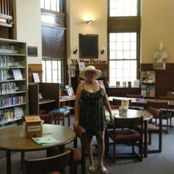 Peace Dale Library - You meet some scruffy people in these libraries