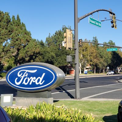 Dch Ford Of Thousand Oaks