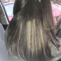 Why do the highlights just start and not transition from dark to light? What an unprofessional job Christina did! Why do the highlights just start and not transition from dark to light? What an unprofessional job Christina did!