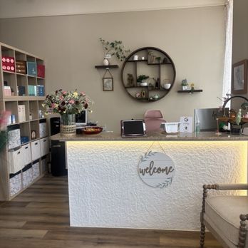 Vivian Head Spa & Wellness - Front desk - Hair Loss Centers Near Me - Frisco, Texas