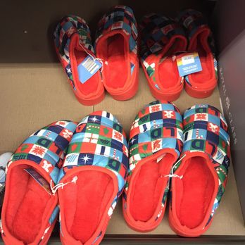 ALDI - Aldi slippers for your comfort - Grocery Near Me - Tampa, Florida