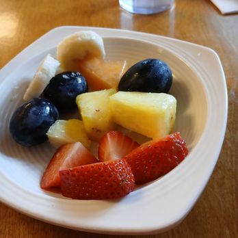 5th Season Diner and Lounge - Fruit dish - Coffee & Tea Near Me - Bradenton, Florida