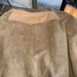 Suede jacket repaired in 2 hours. Suede jacket repaired in 2 hours.